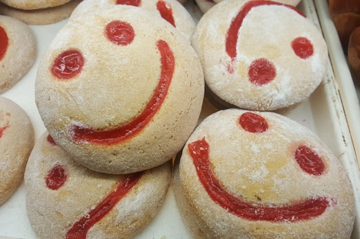 understanding-algorithms-and-the-smiley-face-biscuit-challenge-thumbnail.jpg