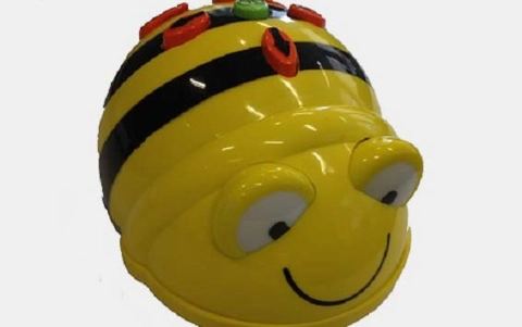 buzzing-with-bee-bots_thumbnail.jpg