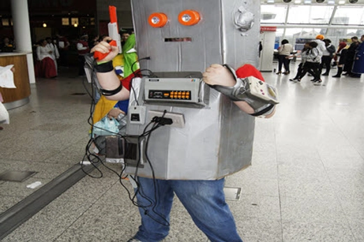 cross-age-making-a-robot-thumbnail.jpg