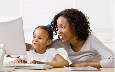 top-10-ways-families-can-encourage-girls-interest-in-computing.jpg