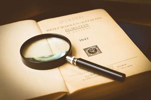 Book analysis with AI techniques
