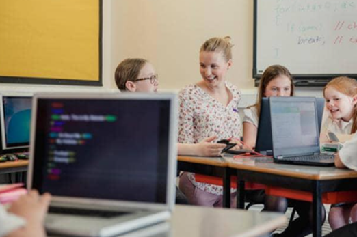 Introduction to algorithms in Scratch – Barclays Code PlaygroundImage